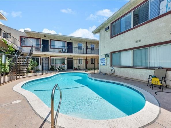 8800 Cedros Avenue 207, Panorama City CA 91402