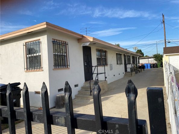 2511 Exposition, Los Angeles CA 90018