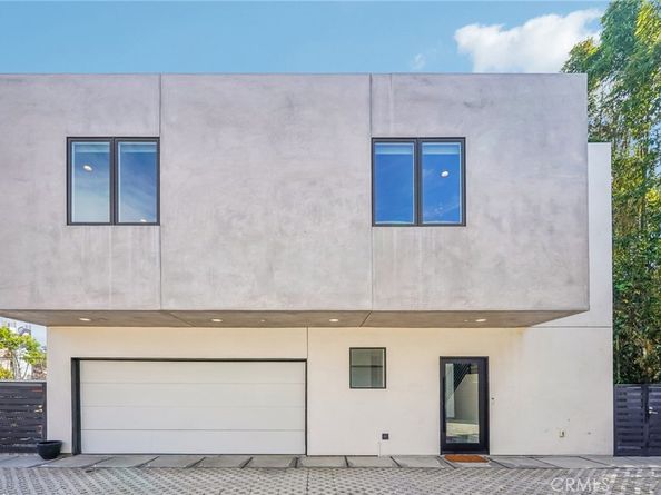 542 N Commonwealth Avenue, Silver Lake CA 90004