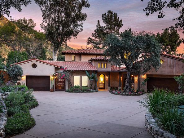 2217 Crescent Drive, Altadena CA 91001