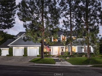 56 Royal Saint George Road