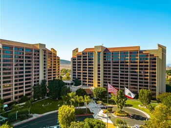 24055 Paseo Del Lago