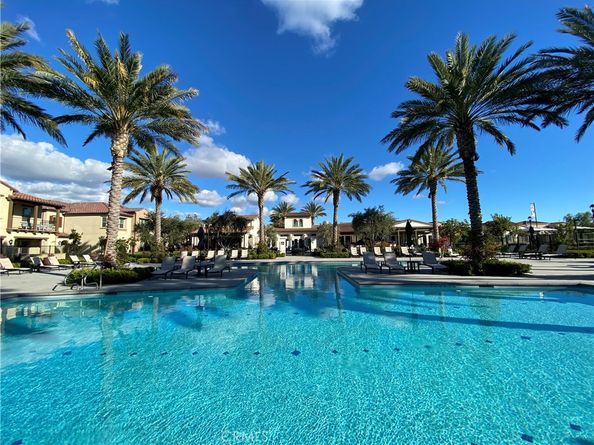 227 Carlow, Irvine CA 92618