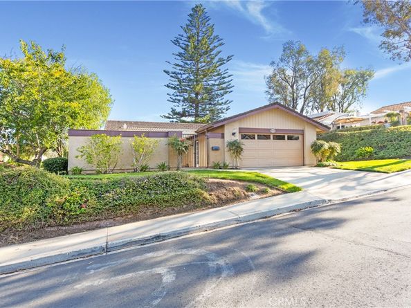 5058 Avenida Del Sol, Laguna Woods CA 92637