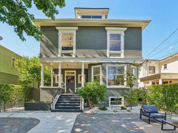 2064 Alameda Avenue, Alameda CA 94501