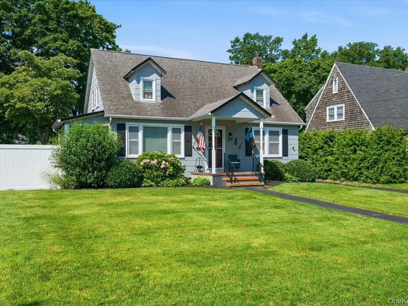 277 Howell Avenue, Riverhead NY 11901