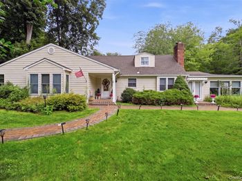 19 Eckernkamp Drive