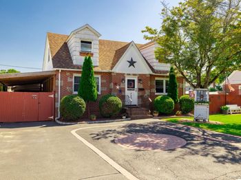 733 9th Street