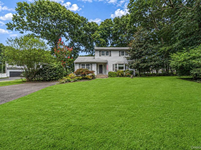 96 Oak street, Centereach NY 11720