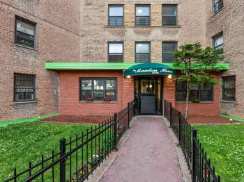 139-05 85 Drive
