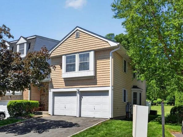 88 Hidden Ridge Drive, Syosset NY 11791