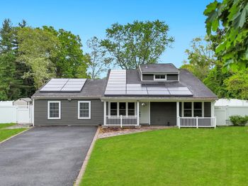 4 Hale Lane