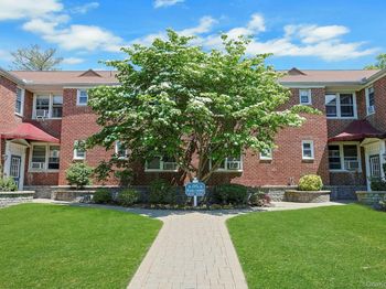 15 Bryant Crescent