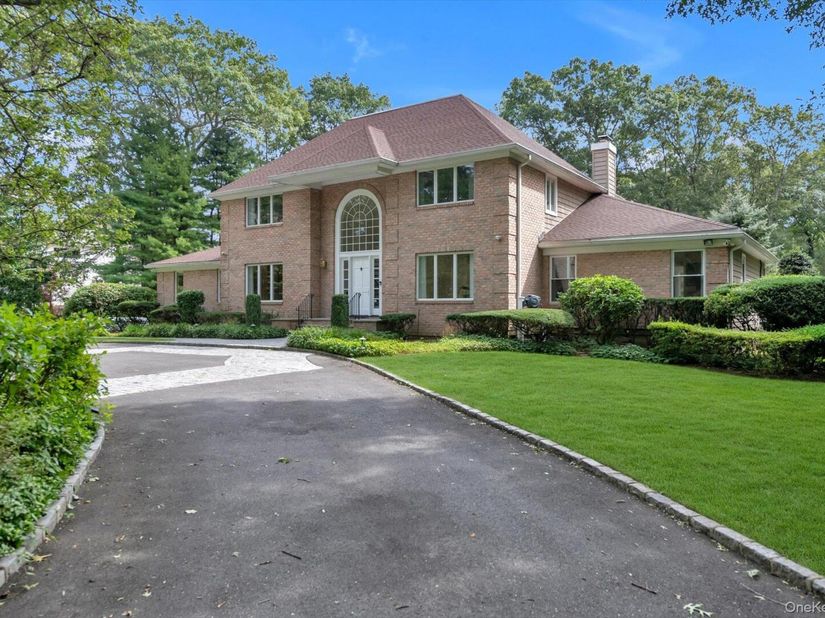 75 Belvedere Drive, Syosset NY 11791