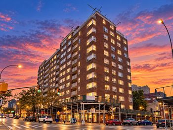 3131 Grand Concourse