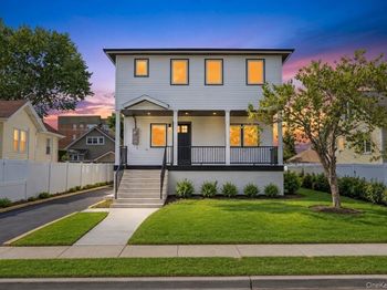 18 Sportsmans Avenue