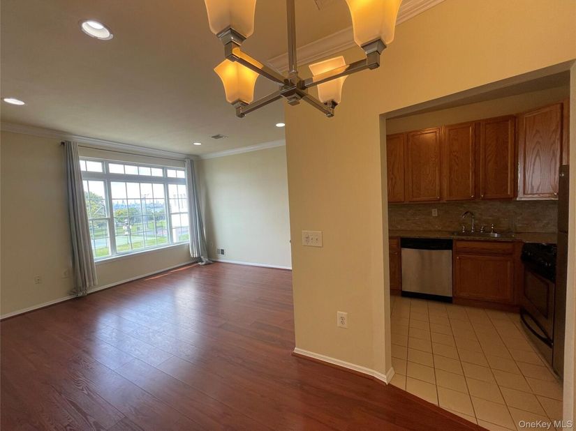 291 Surf Drive 214B, Bronx NY 10473
