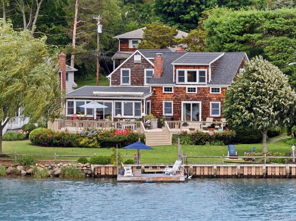 33 Prospect Road, Centerport NY 11721