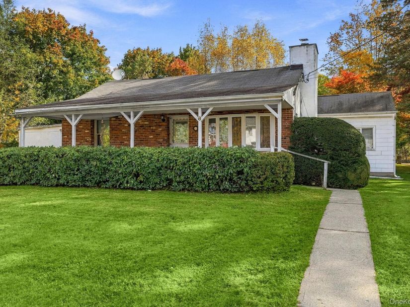 8 Knollwood Drive, Ossining NY 10562