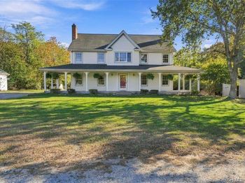 70 Woodlawn Avenue