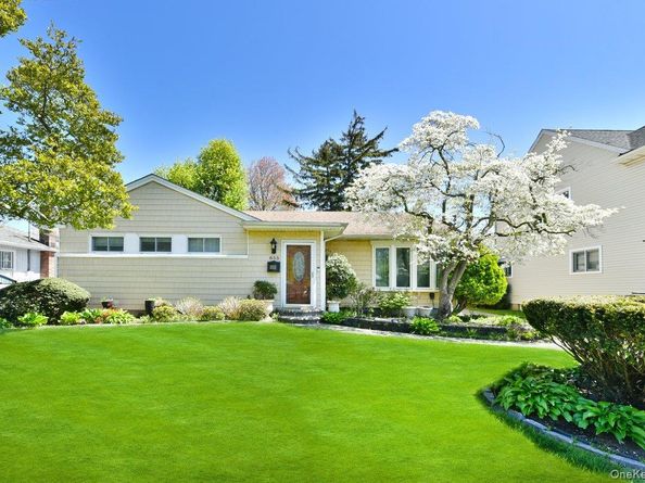 855 Preston Road, East Meadow NY 11554