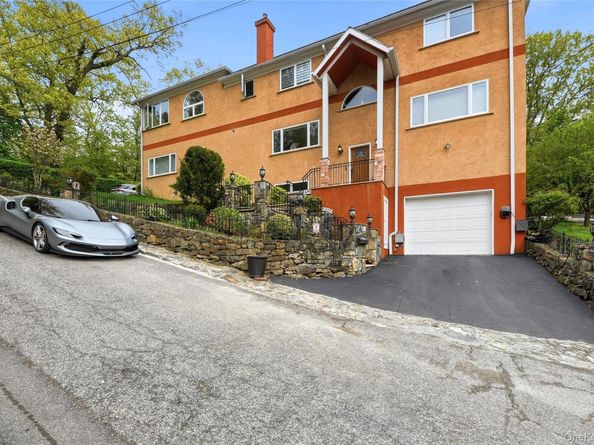 6 Inwood Place, New Rochelle NY 10801