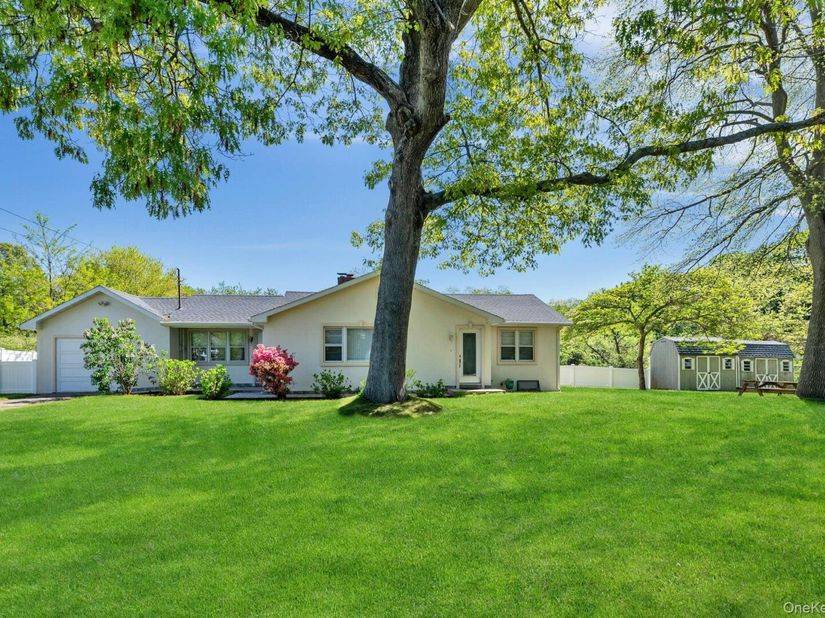 380 Clark Road, Southold NY 11971