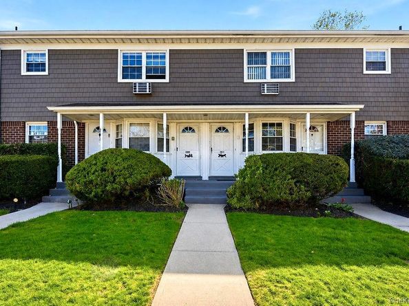 3609 N Wilshire Lane 3609 F, Oakdale NY 11769