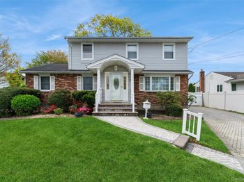 2 2nd Avenue