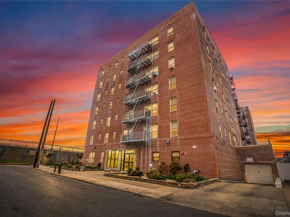133 Beach 120th Street 3A, Rockaway Park NY 11694