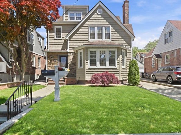 38-11 205th Street, Bayside NY 11361