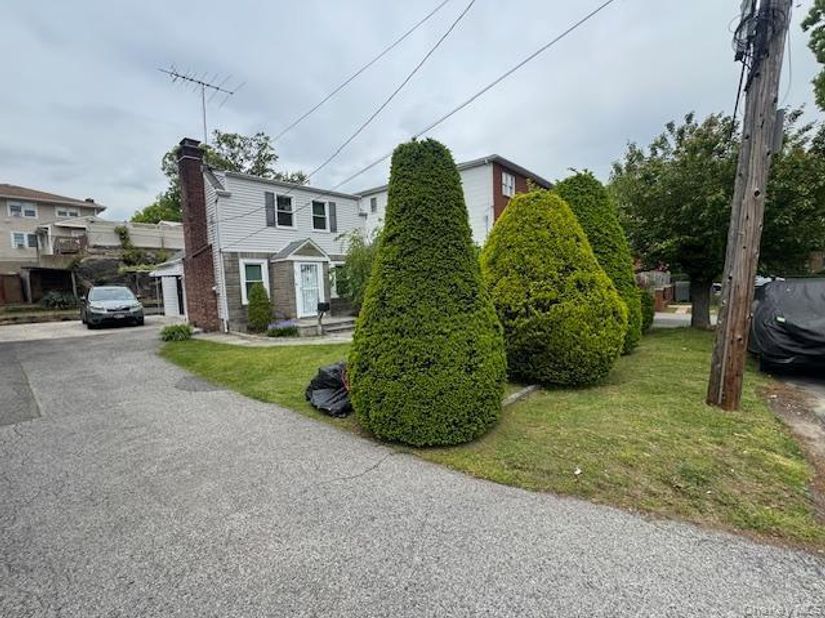 65 McGeory, Bronxville NY 10708