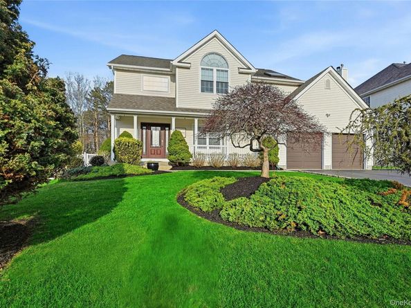 57 Beechwood Drive, Manorville NY 11949