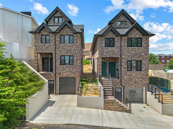 3-24 125th Street 322, College Point NY 11356
