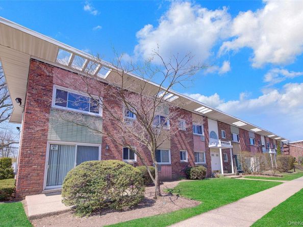273 Newbridge Road D2, Levittown NY 11756