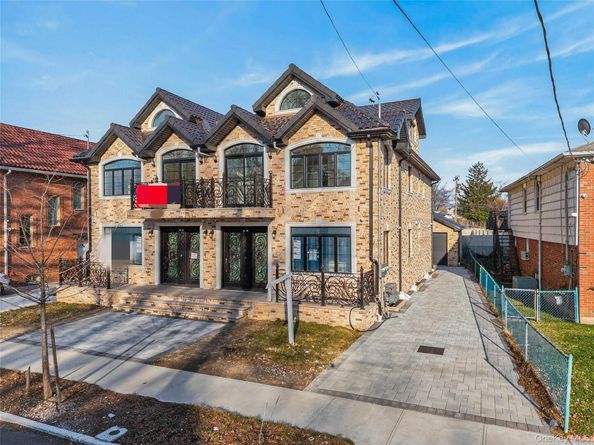 71-39 166th Street, Fresh Meadows NY 11365