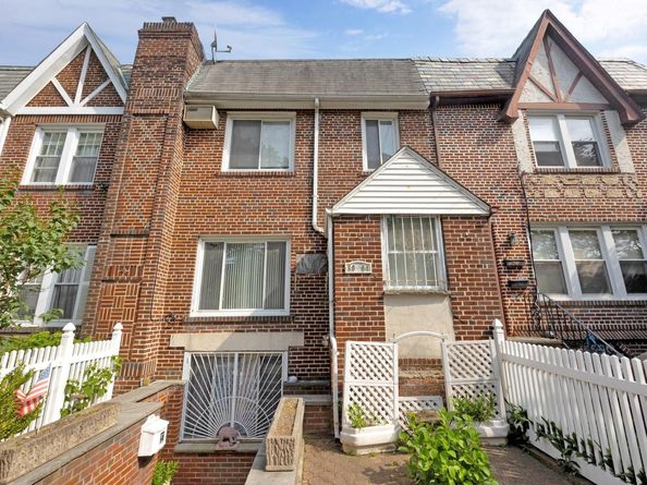 80-04 Cowles Court, Middle Village NY 11379