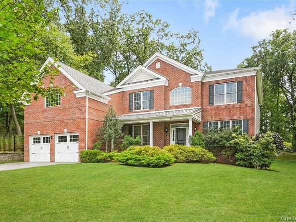 11 Fraydun Lane, Scarsdale NY 10583