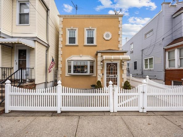72-31 73rd Street, Glendale NY 11385