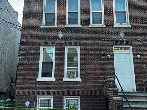 2753 Wallace Avenue, Bronx NY 10467