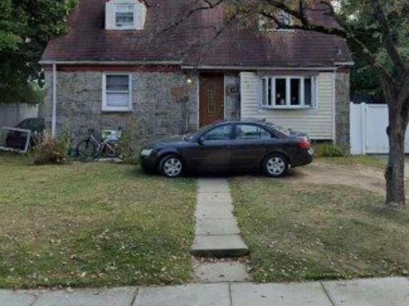 123 Smith Street, Roosevelt NY 11575