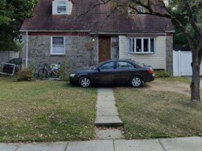 123 Smith Street, Roosevelt NY 11575