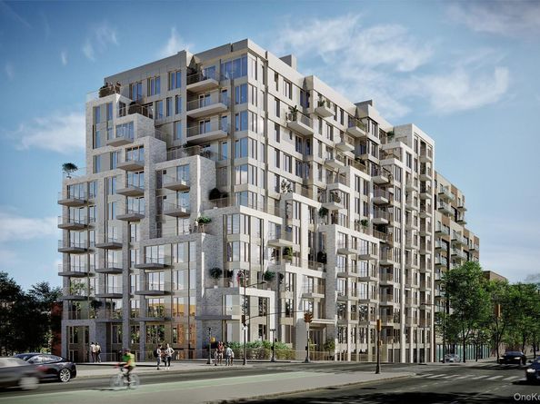 58-01 Queens Boulevard 6E, Woodside NY 11377