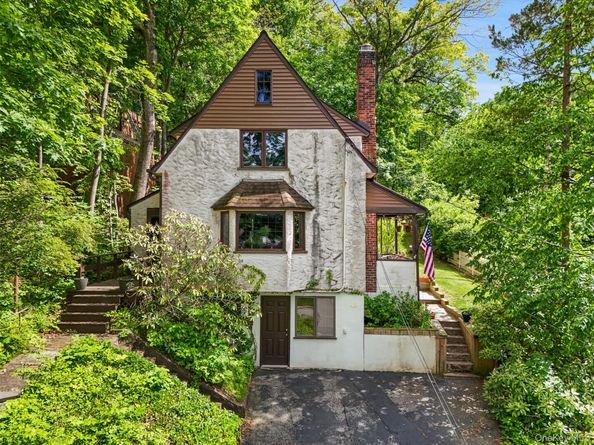 32 Thorn Avenue, Mount Kisco NY 10549