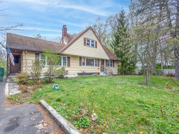 20 Olympia Street, Port Jefferson NY 11776