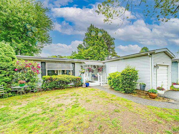 21 Limetree Drive, Manorville NY 11949