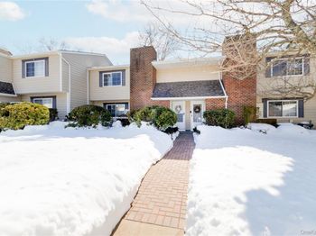 266 Lake Point Circle