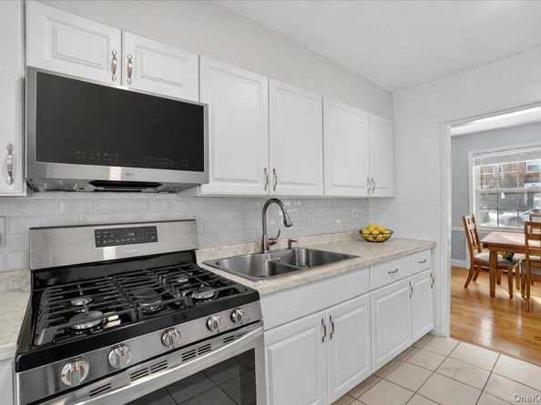 1 Fieldstone Drive 77, Hartsdale NY 10530