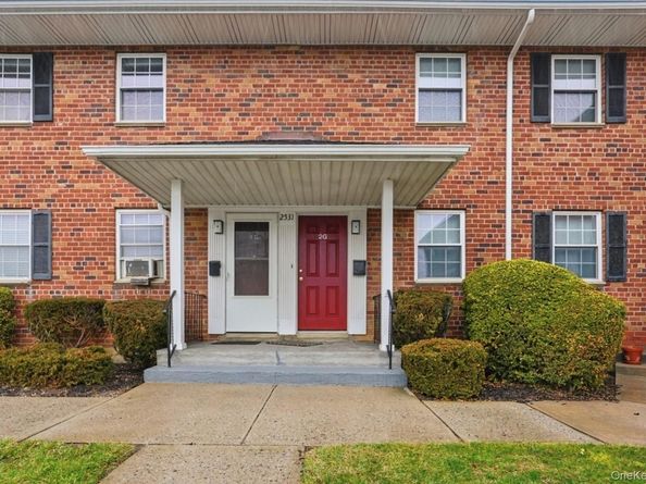 2531 Jerusalem Avenue 2G, North Bellmore NY 11710