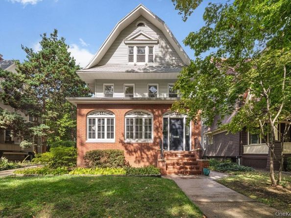 51 De Koven Court, Brooklyn NY 11230